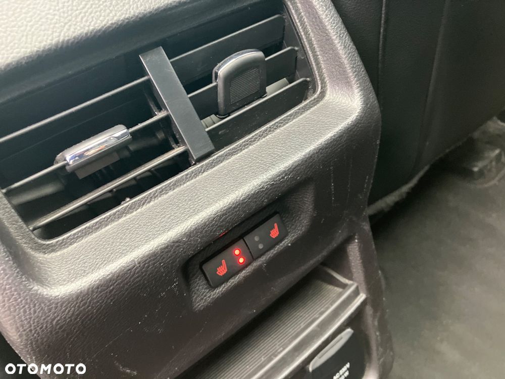 Ford Edge 2.0 TDCi Bi-Turbo 4x4 Titanium - 21