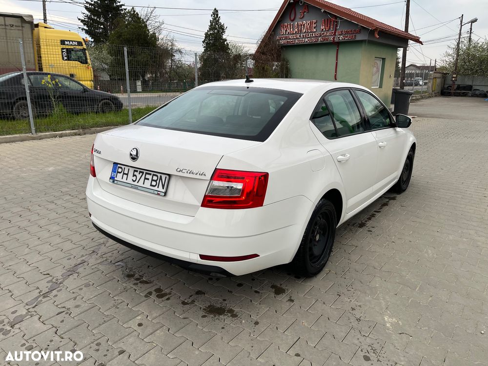 Skoda Octavia - 5