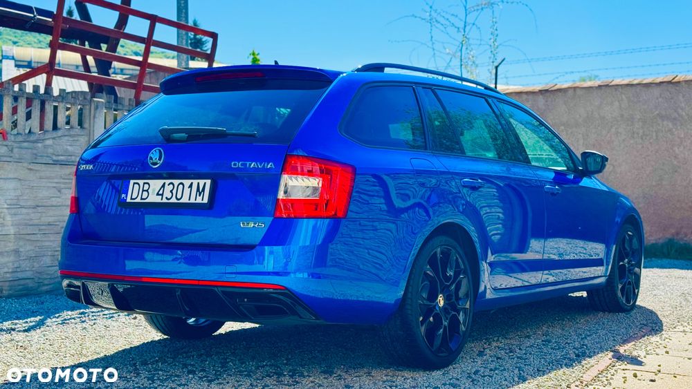 Skoda Octavia 2.0 TDI DSG RS - 29