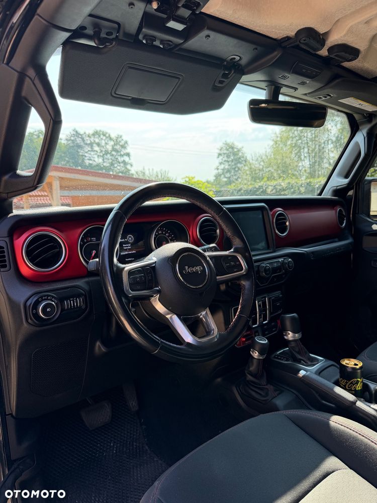 Jeep Wrangler - 2