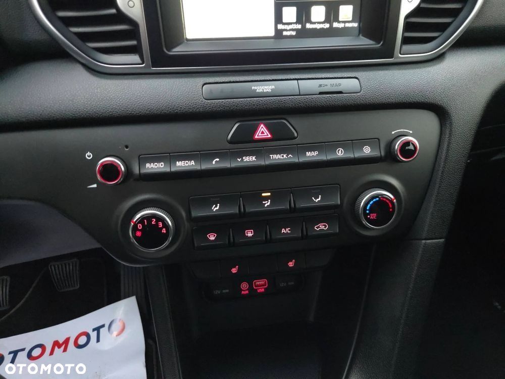 Kia Sportage 1.6 T-GDI Business Line 4WD - 29