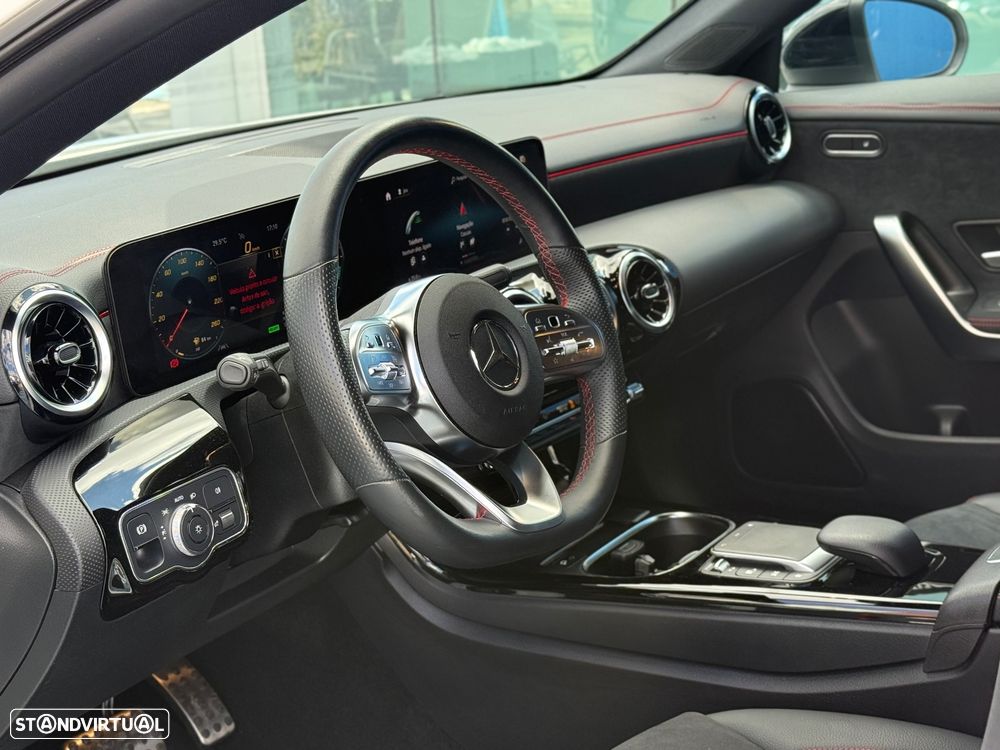 Mercedes-Benz CLA 250 e 8G-DCT AMG Line - 8