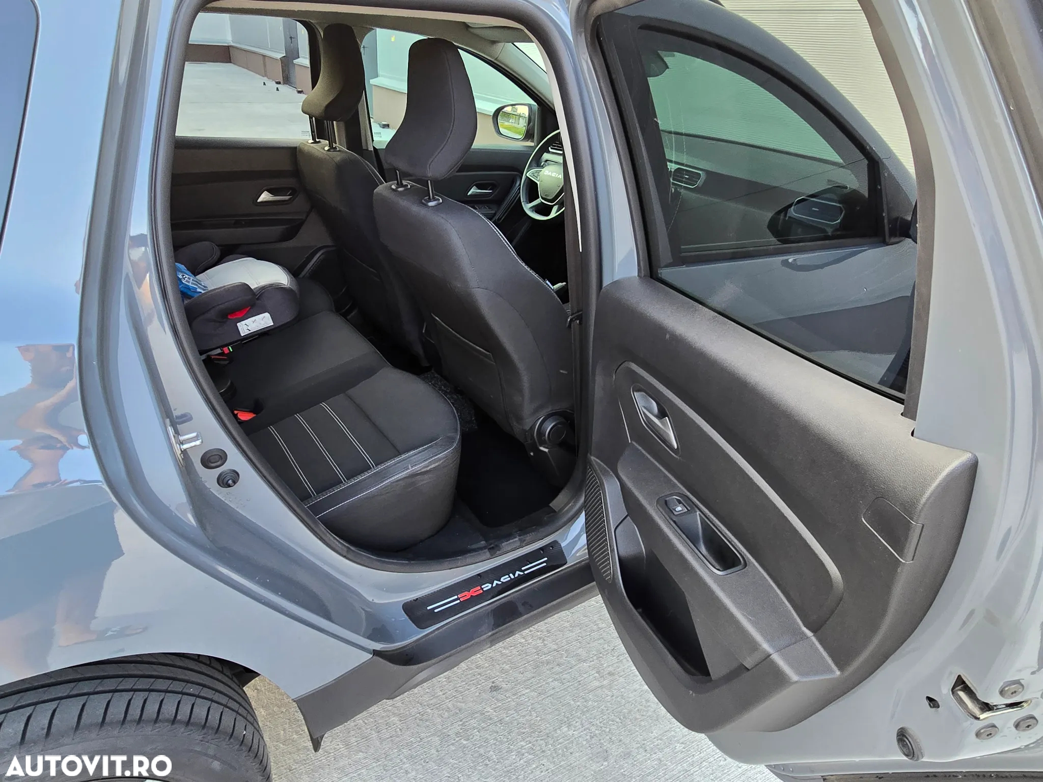 Dacia Duster ECO-G 100 Journey+ - 13