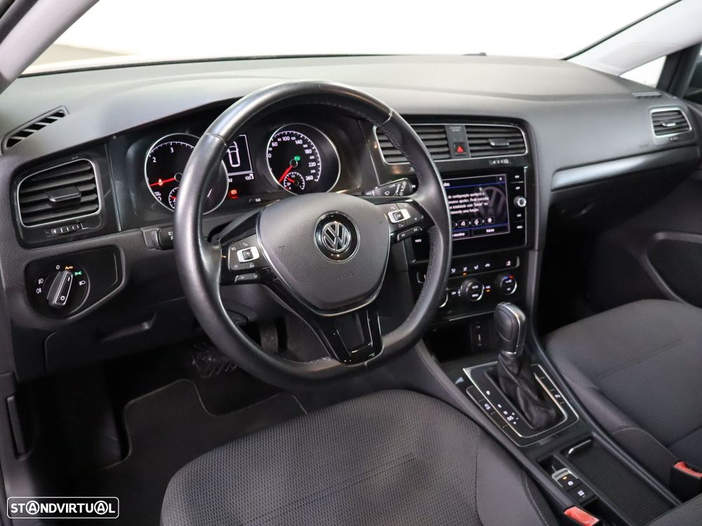 VW Golf Variant 1.6 TDi Confortline DSG - 7