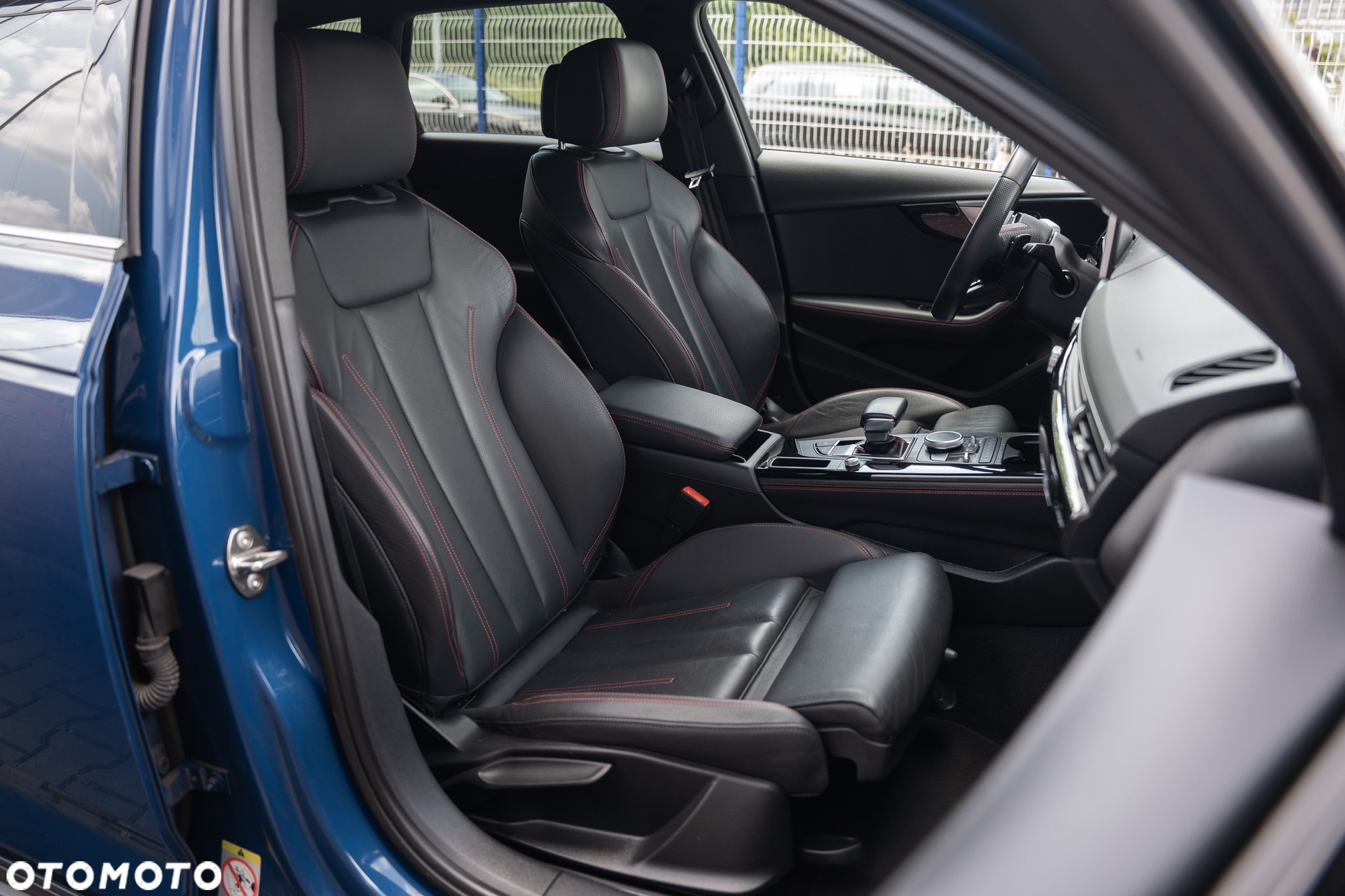 Audi A4 Avant 2.0 TFSI ultra S tronic - 24