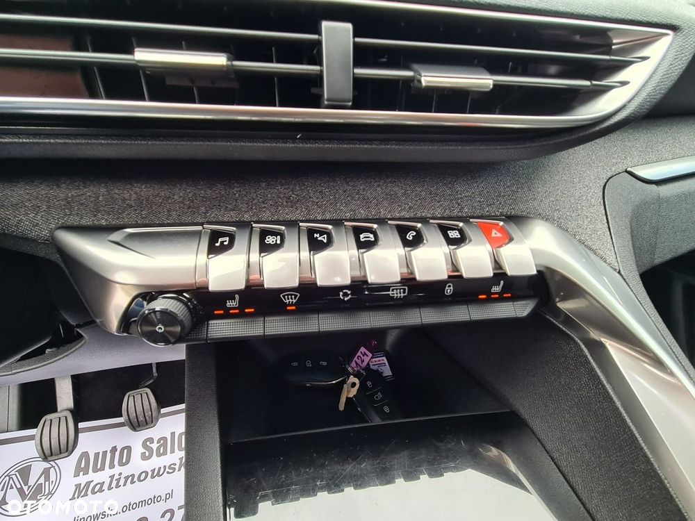 Peugeot 3008 1.5 BlueHDi Allure Pack S&S - 20