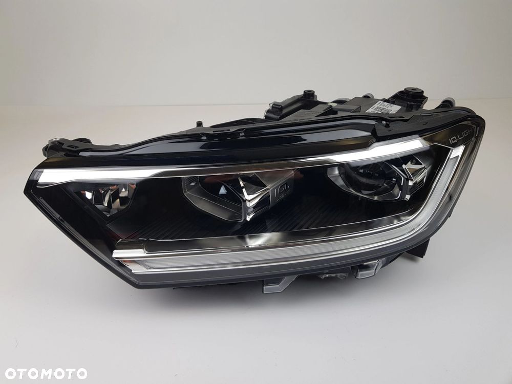 NOWA ORYGINALNA Lampa Lewy Przód IQ LIGHT Volkswagen T-Roc 2GA941035CB - 1