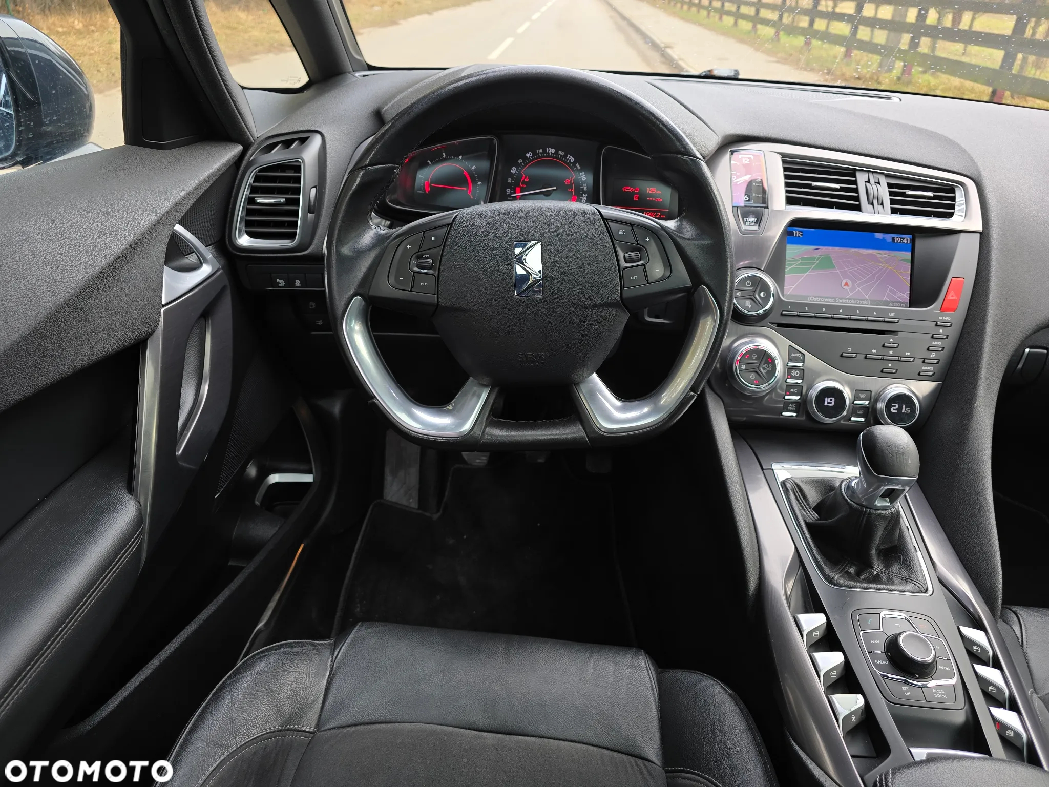 Citroën DS5 2.0 HDi SoChic - 5