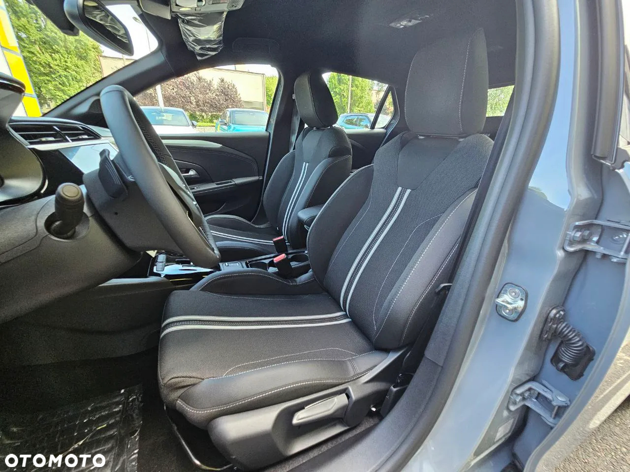 Opel Corsa 1.2 GS S&S - 13