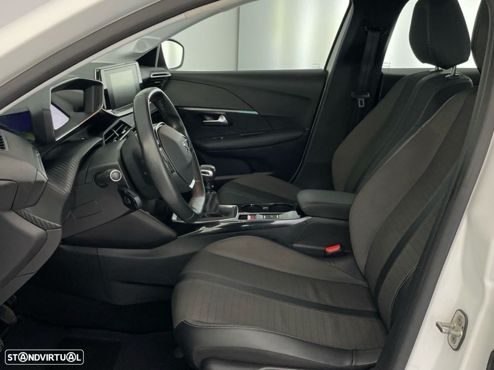 Peugeot 208 1.2 PureTech Allure - 11