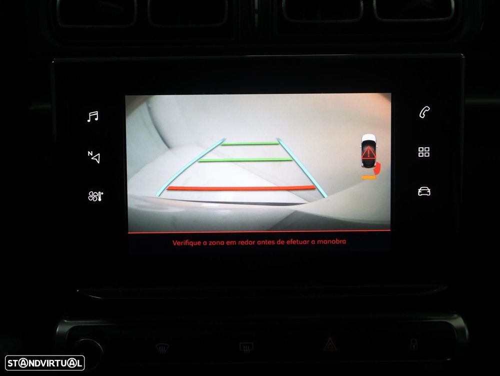 Citroën C3 1.2 PureTech Shine - 21