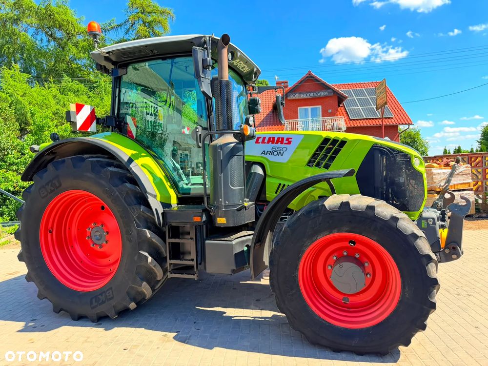 Claas Arion 650 CIS+ - 8
