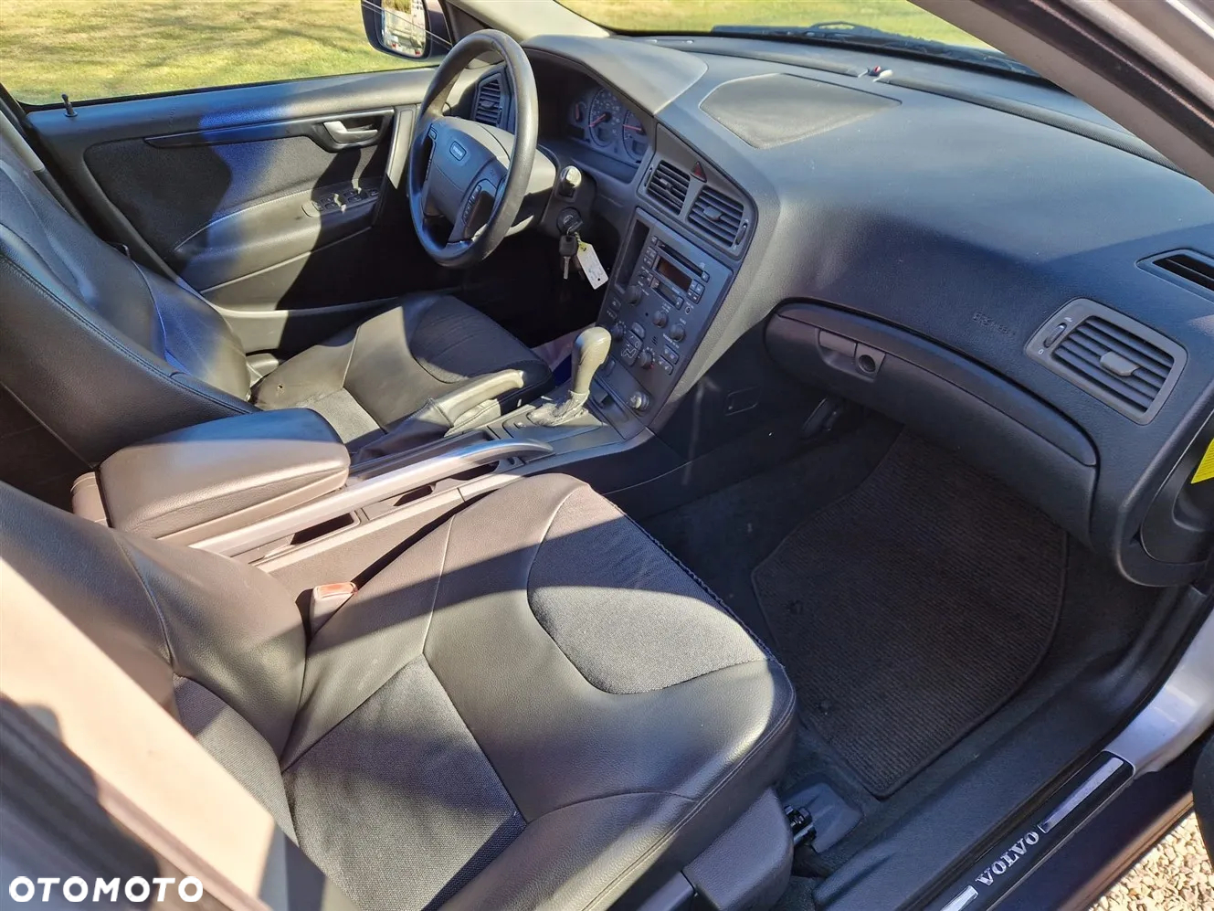 Volvo XC 70 AWD Momentum - 11