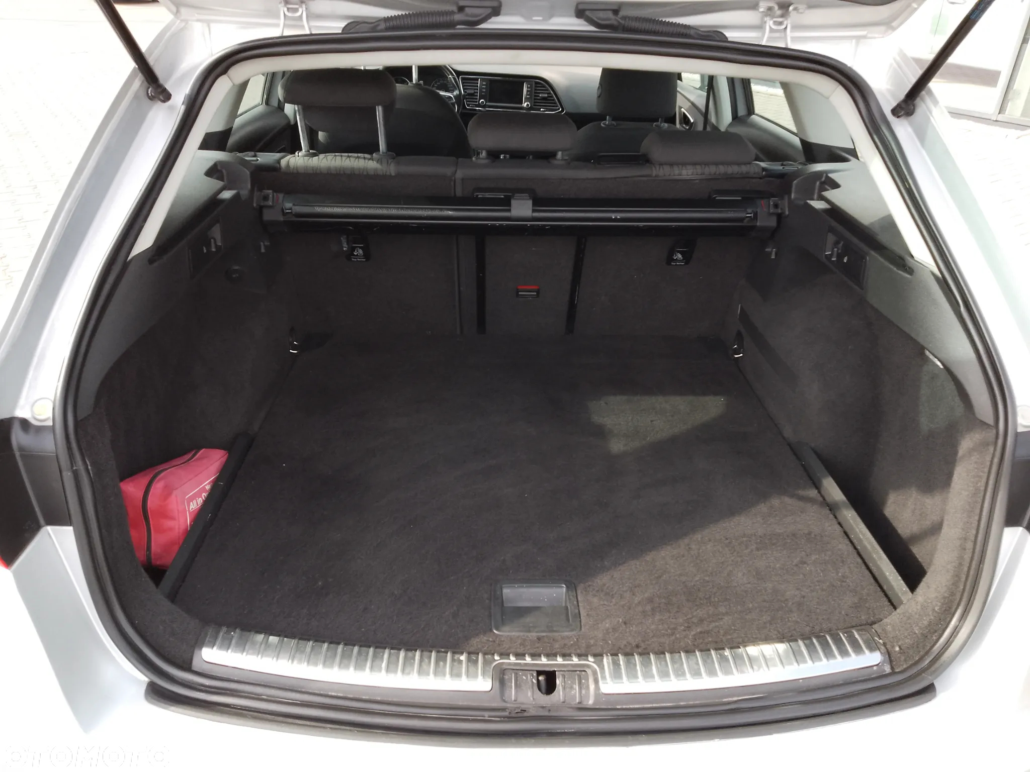 Seat Leon 1.6 TDI Style S&S DSG - 26