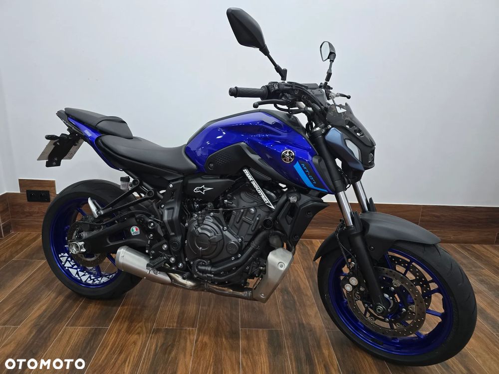 Yamaha MT - 7