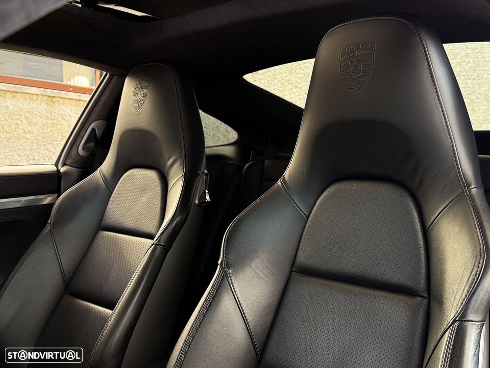 Porsche 911 (991) Carrera PDK - 36