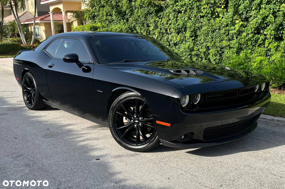 Dodge Challenger Automatik R/T Plus - 2