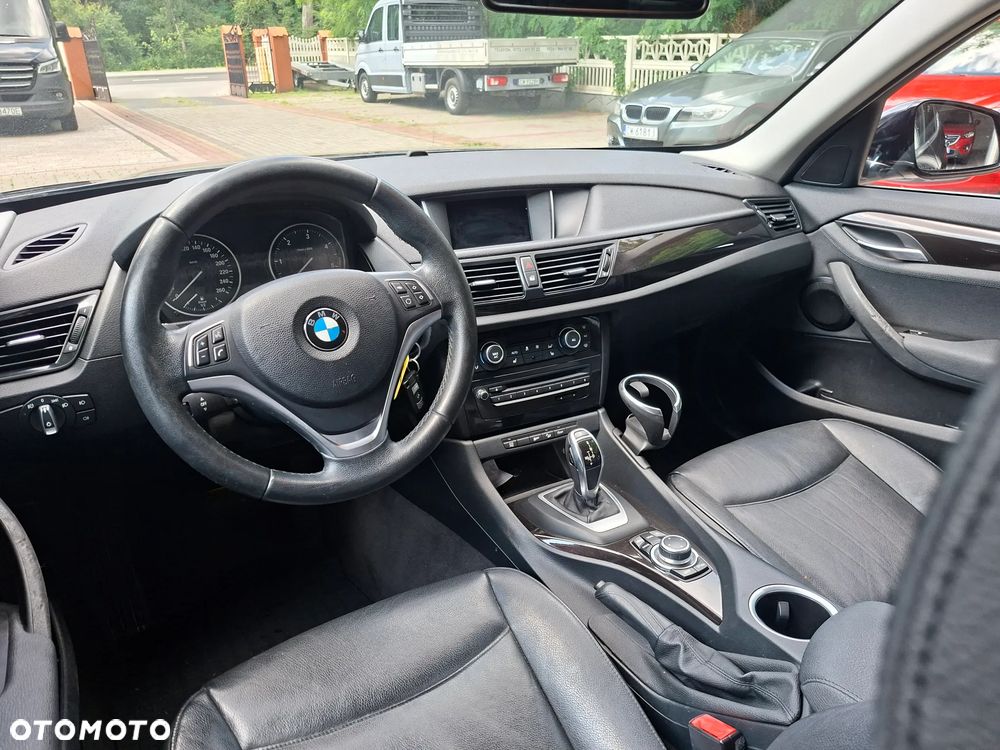 BMW X1 xDrive18d xLine - 13