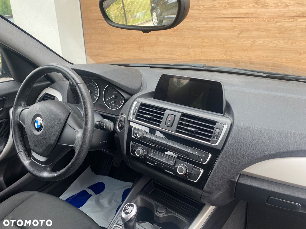 BMW Seria 1 116d EfficientDynamics Edition Sport Line - 18