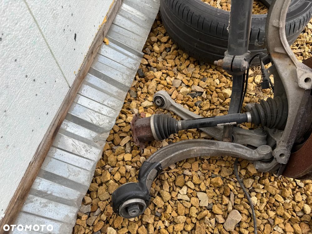 Zwrtonica Porshe Macan - 5