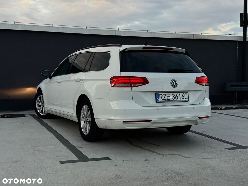 Volkswagen Passat 2.0 TDI BMT Comfortline DSG - 27