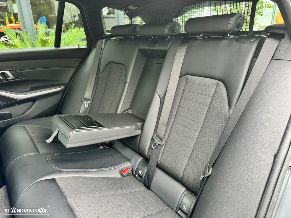 BMW 320 e Touring Auto - 18