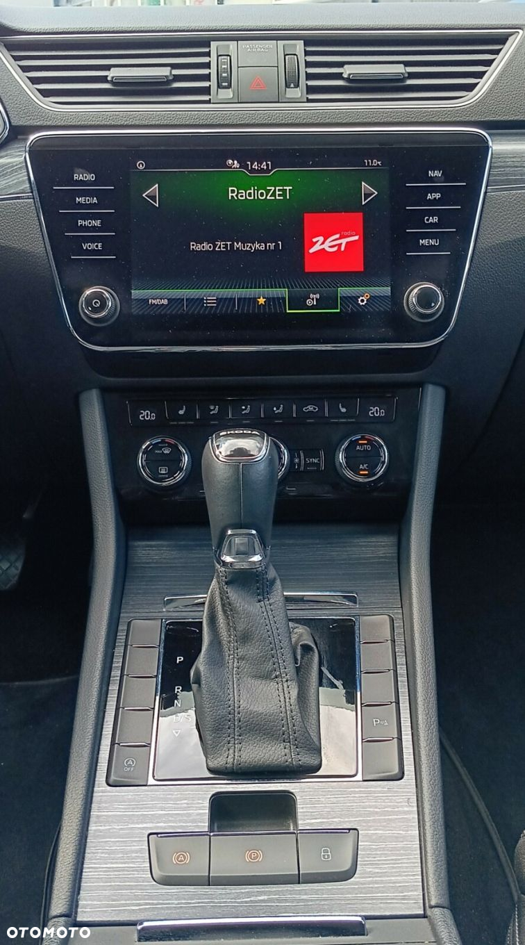 Skoda Superb 1.5 TSI Style DSG - 24