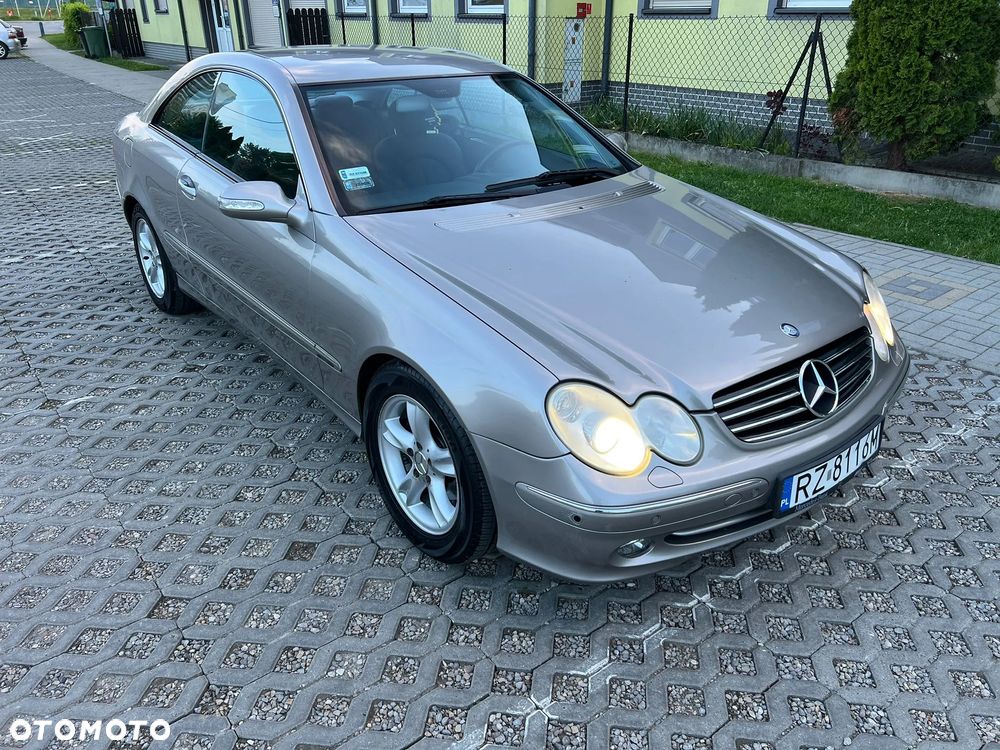 Mercedes-Benz CLK - 1