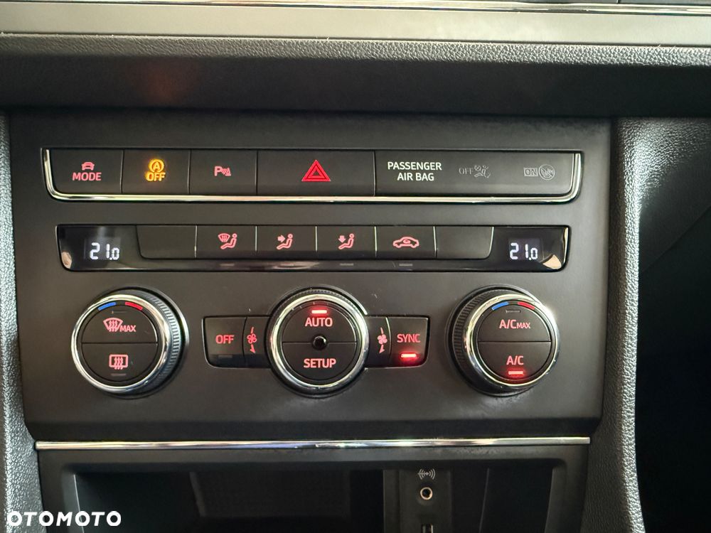 Seat Leon 1.8 TSI Start&Stop DSG XCELLENCE - 33