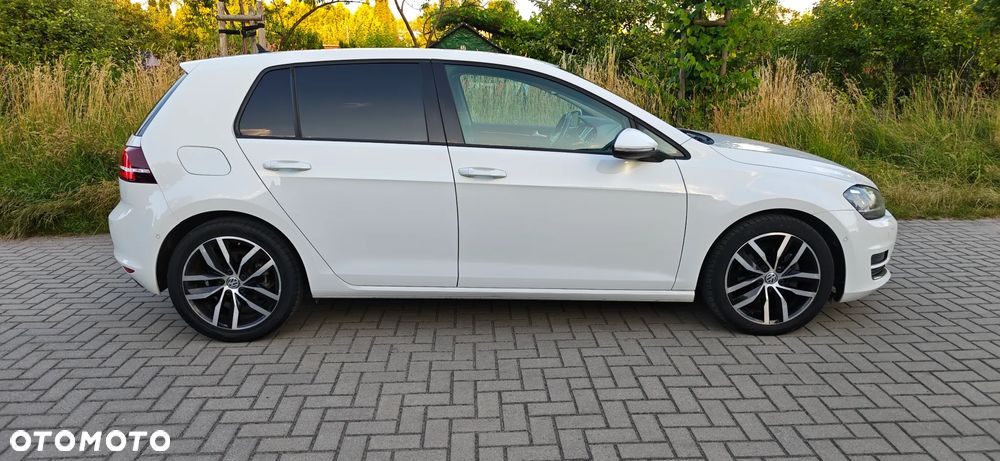 Volkswagen Golf - 5