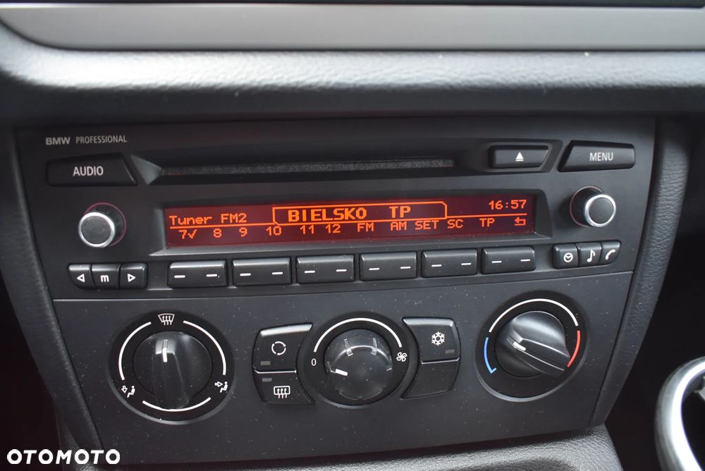 BMW X1 sDrive18d xLine - 15