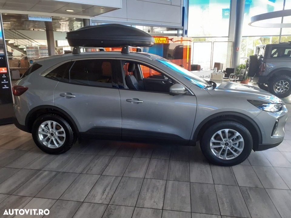 Ford Kuga - 1