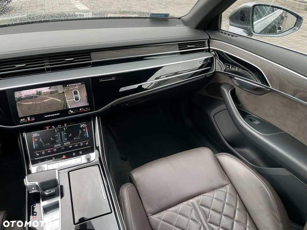 Audi A8 - 17