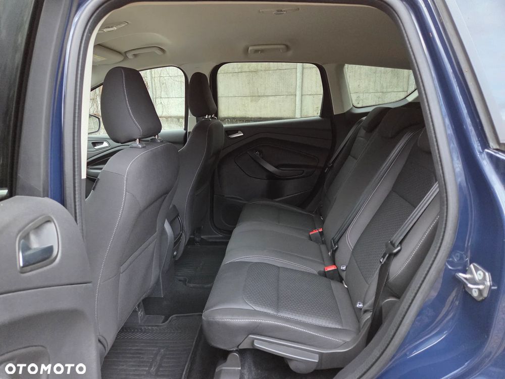 Ford Kuga 1.5 EcoBoost 2x4 Trend - 17