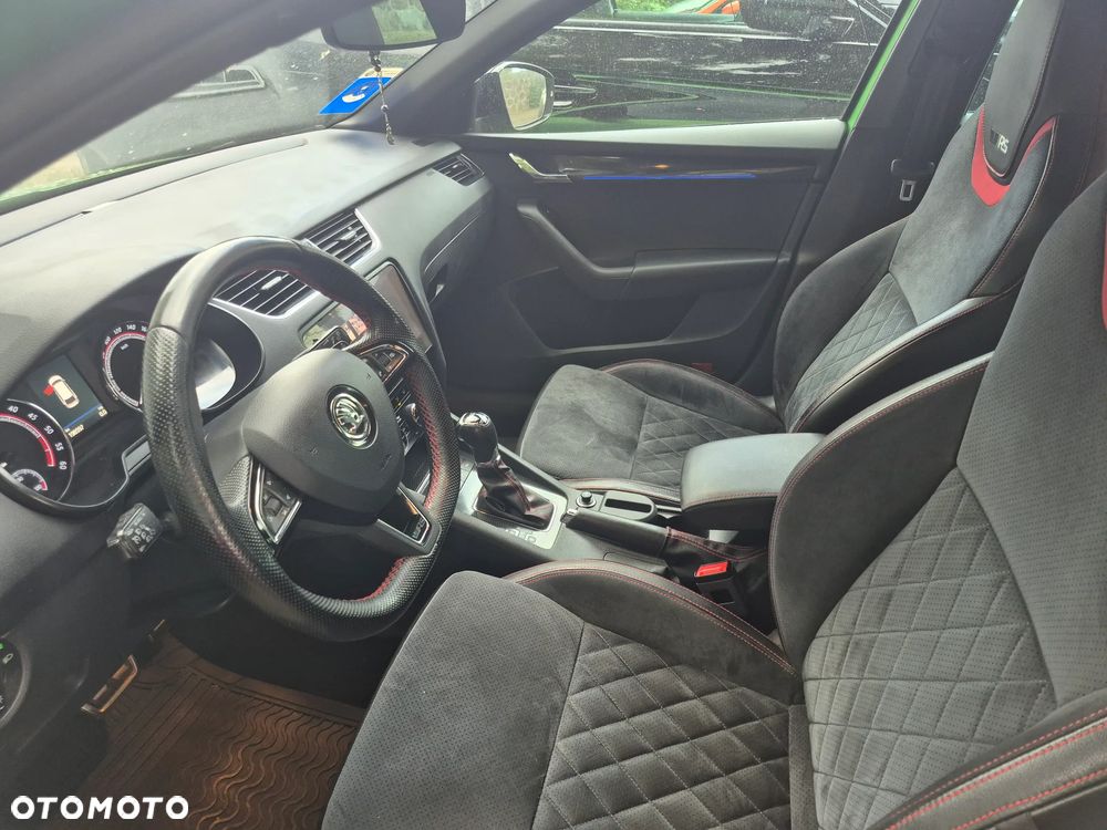 Skoda Octavia 2.0 TDI RS DSG - 3
