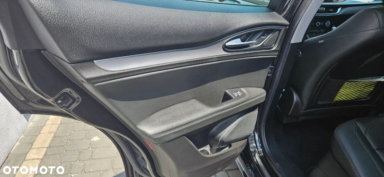 Alfa Romeo Stelvio 2.0 Turbo Veloce Q4 - 27