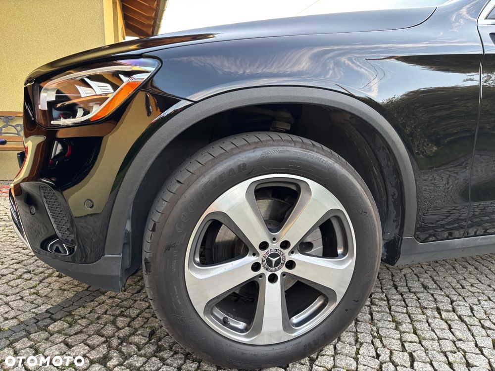 Mercedes-Benz GLC - 9