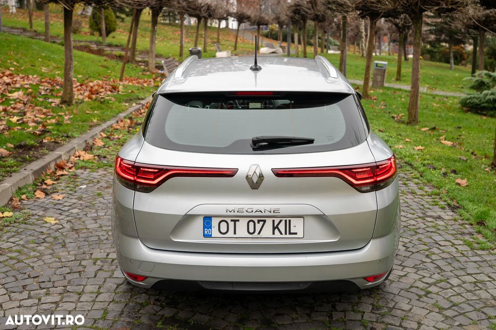 Renault Megane BLUE dCi 115 EDC Techno - 11