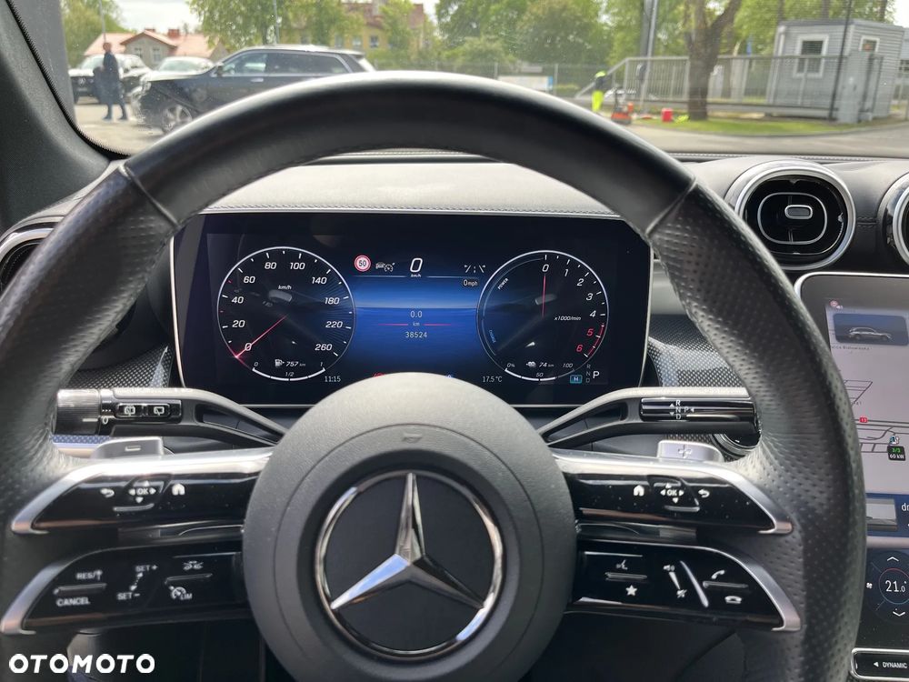 Mercedes-Benz GLC 300 de 4-Matic AMG Line - 16