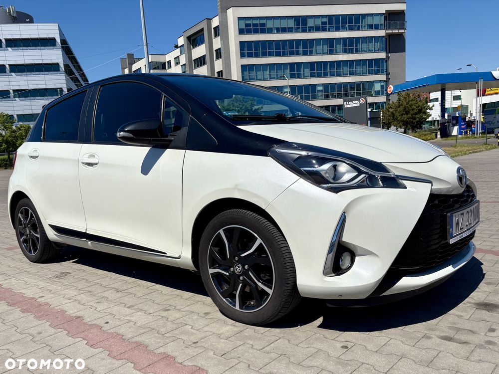 Toyota Yaris 1.5 Selection - 4