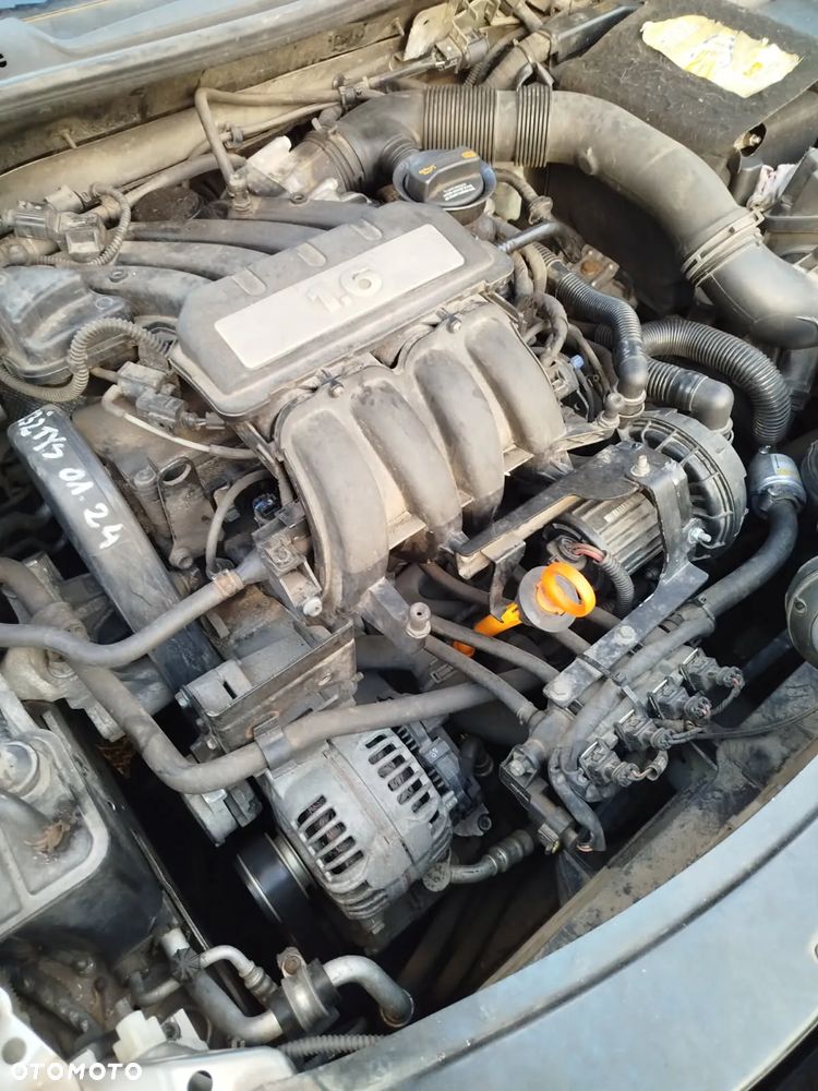 Skoda Octavia 1.6 Tour - 6