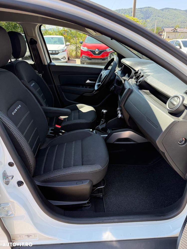 Dacia Duster 1.6 SCe Prestige jante 17" - 10
