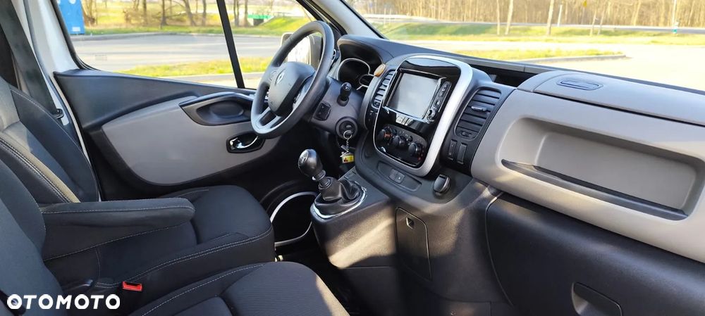Renault Trafic III - 8