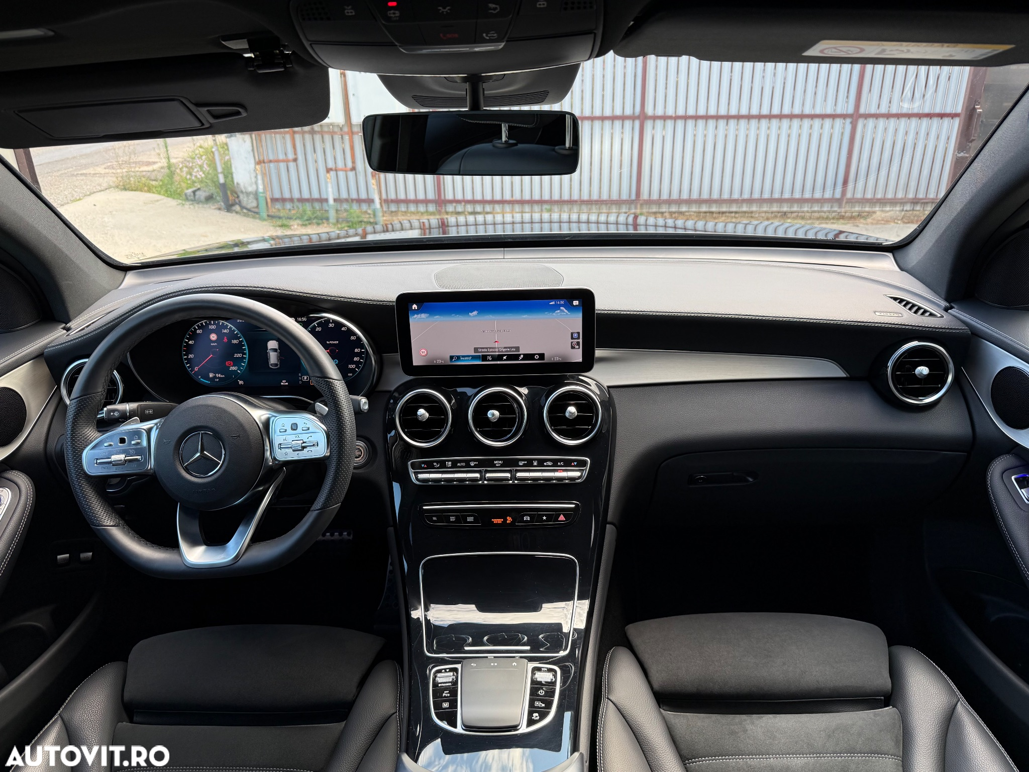Mercedes-Benz GLC Coupe 300 e 4Matic 9G-TRONIC AMG Line - 6