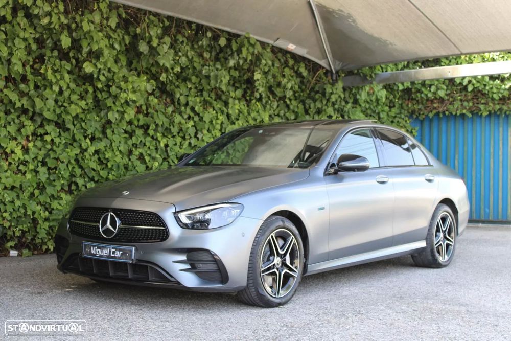 Mercedes-Benz E 300 de AMG Line - 4