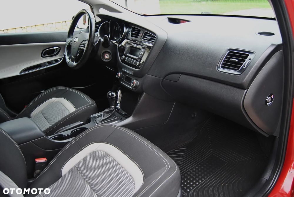 Kia Ceed 1.6 GDI DCT Vision - 7