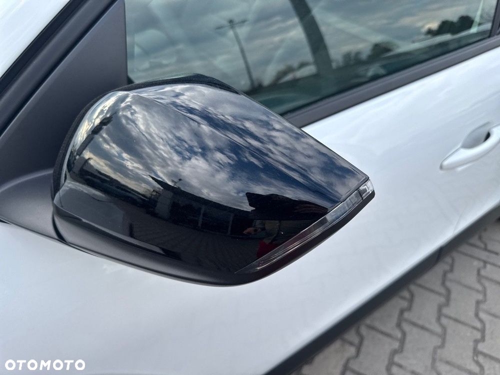 Citroën C4 1.2 PureTech Plus S&S EAT8 - 23