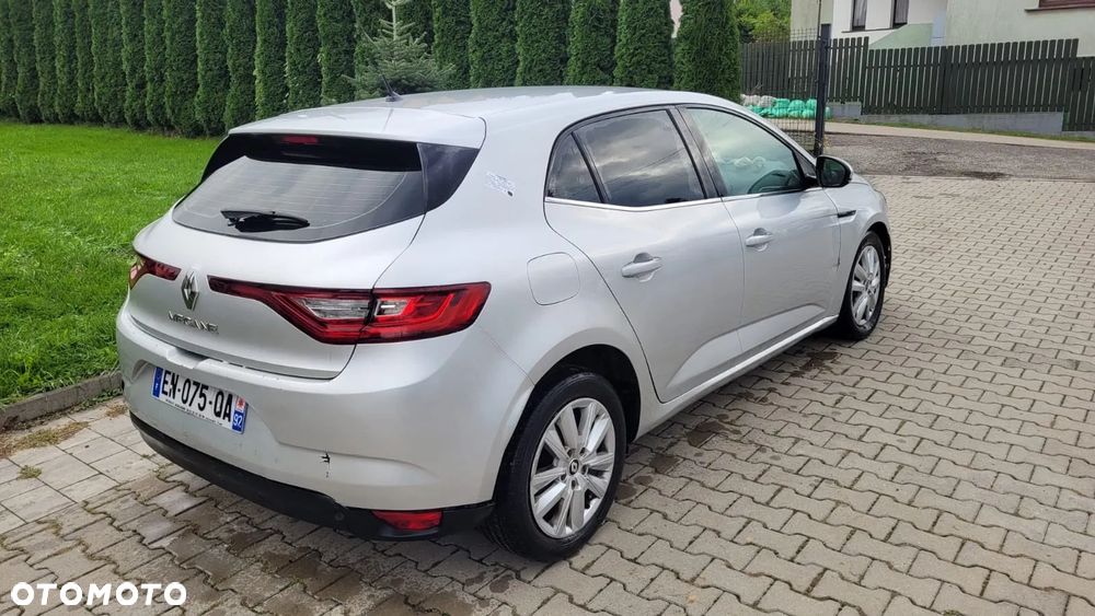 Renault Megane 1.5 dCi Zen EDC - 3