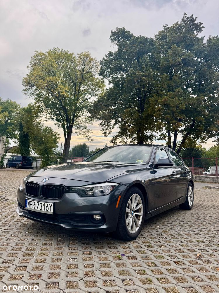 BMW 320I 2016 photo 2