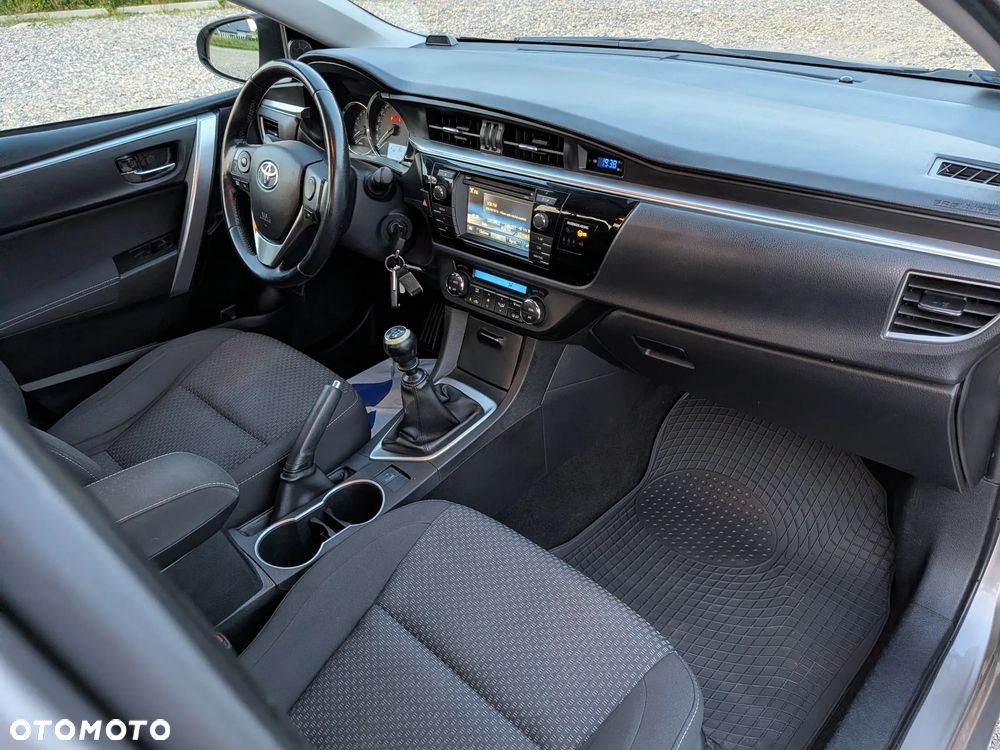 Toyota Corolla 1.6 Prestige EU6 - 23